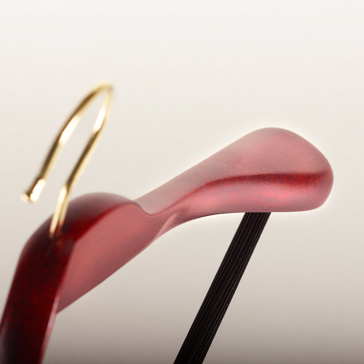 Suit and jacket hanger - mahogany with trouser bar