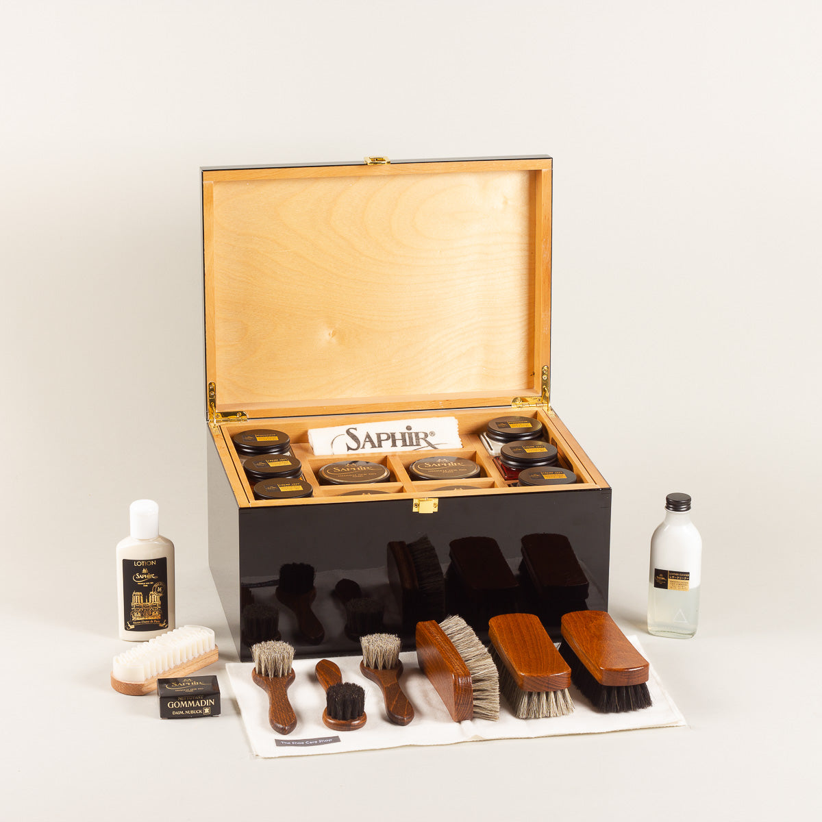 The Shoe Care Shop Shoe care valet Distinctivo Saphir