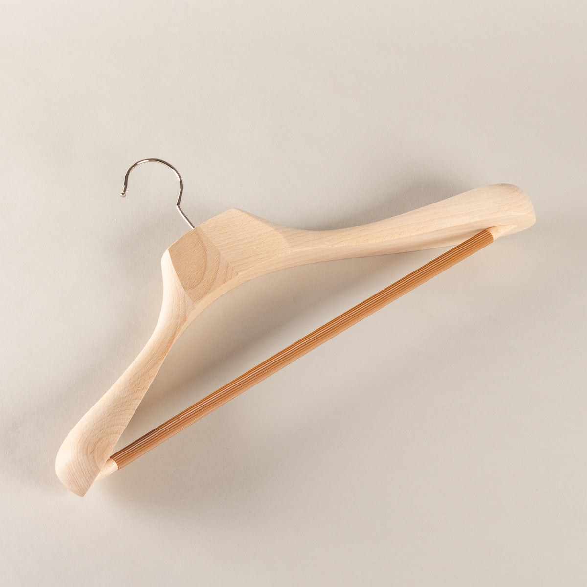 The Shoe Care Shop Suit and jacket hanger deluxe - unvarnished with trouser bar