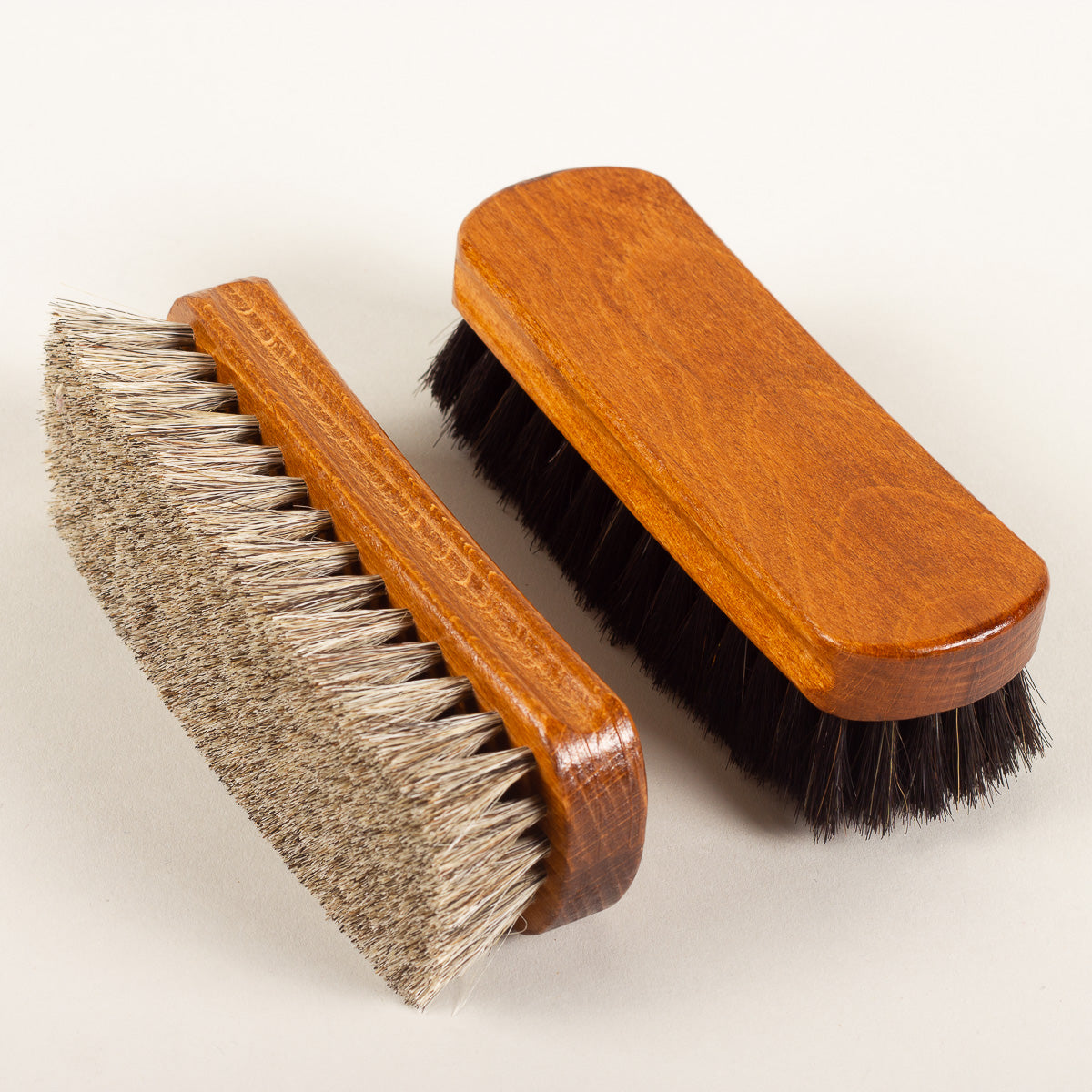The Shoe Care Shop Set of 2 polishing brushes - 100% horsehair